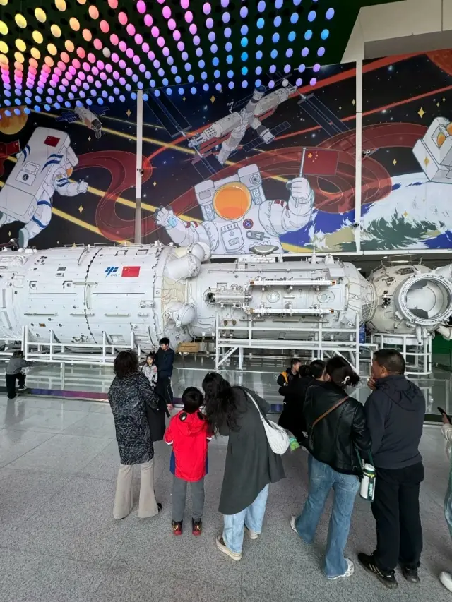 中國科學技術館：好奇心啟航夢想的地方