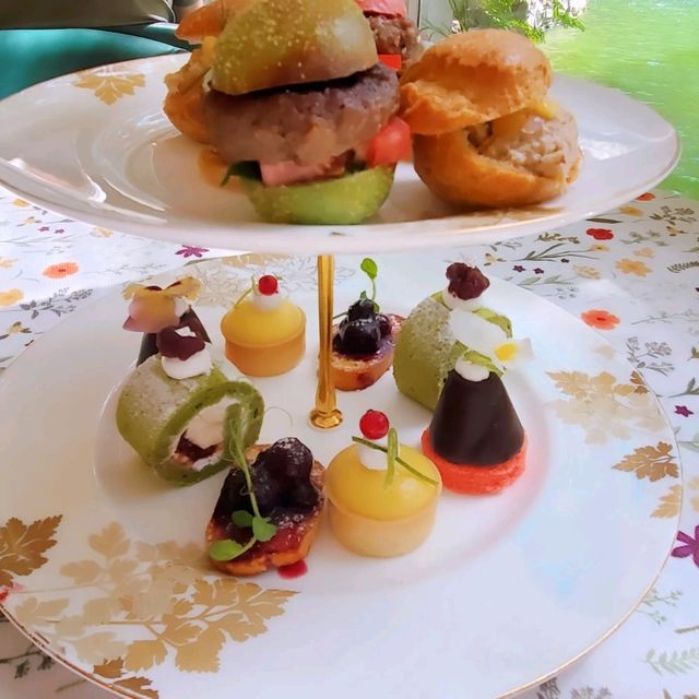 香港公園內的Pondside Autumn Tea Set 香港公園內的Pondside Autumn Tea Set