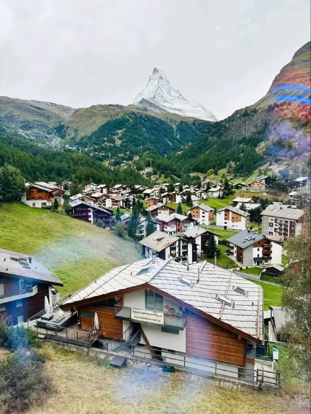 “Zermatt Village: Heart of the Swiss Alps”