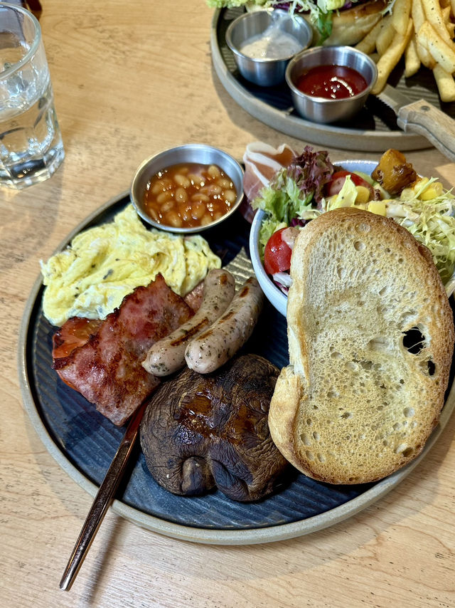 葵興必試!隱世 Season. Cafe|經典美式手打漢堡+全日早餐大滿足🍔🥗 葵興必試!隱世 Season. Cafe|經典美式手打漢堡+全日早餐大滿足🍔🥗