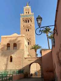 Marveling at Marrakech's Koutobia Mosque! 🕌