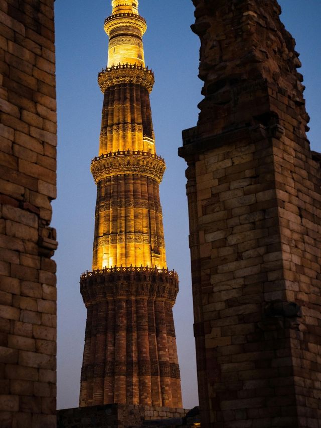 QUTAB MINAR TRIP