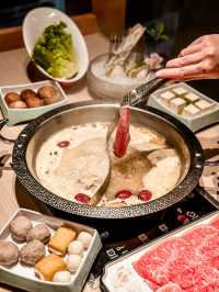食肉獸天堂！$168狂食7款配料  爆炒石頭鍋香到癲！