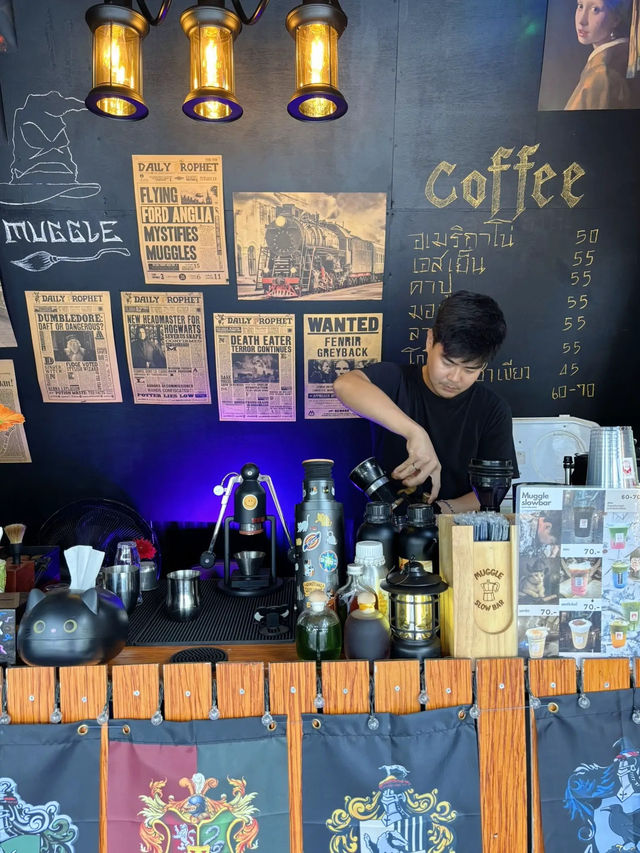 คาเฟ่ลับๆในสวน ที่แปดริ้ว คาเฟ่ลับๆในสวน ที่แปดริ้ว