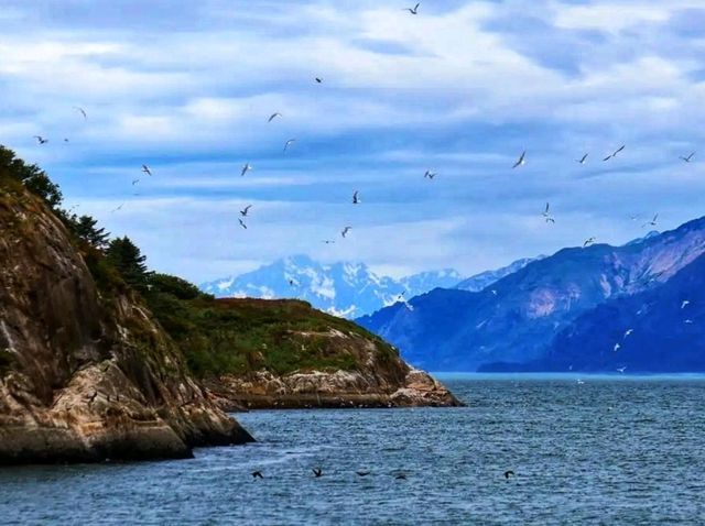 ❄️ Glacier Bay National Park – Alaska’s Living Ice Kingdom