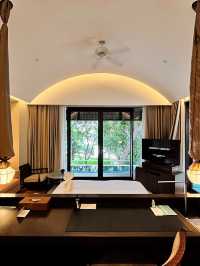 Pool Villa สุดหรู บนชายหาดที่สวยที่สุดบนเกาะสมุย