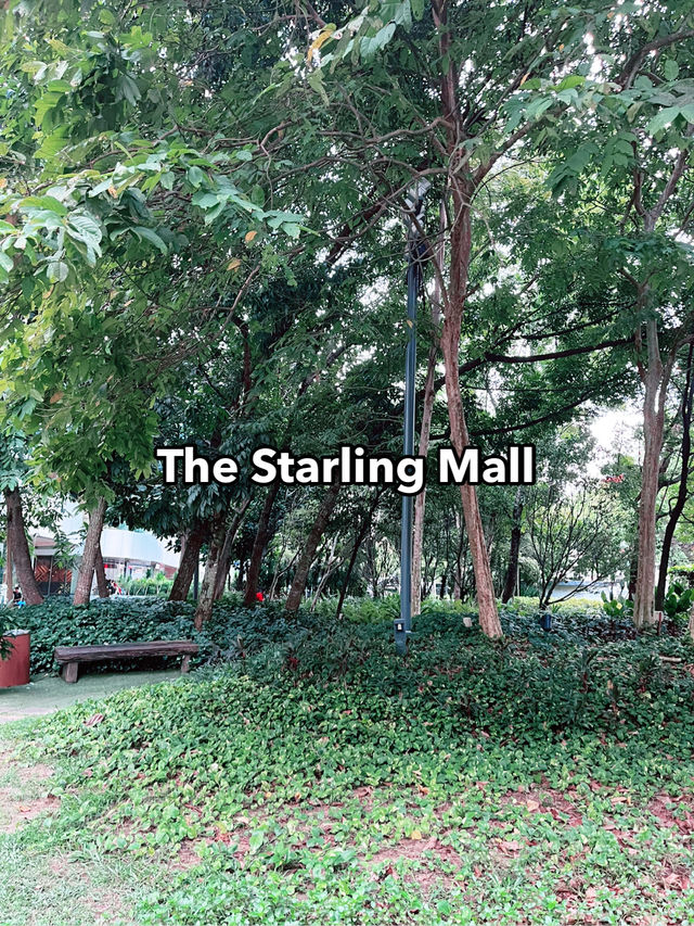 Starling Mall: Green Mall Surrounded by Nature and Lush Landscapes