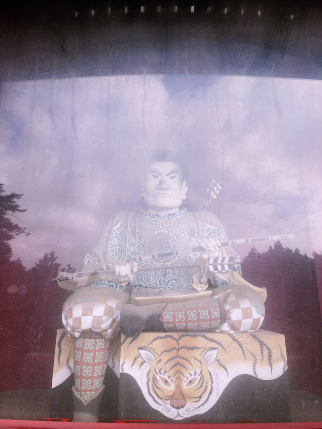 Tsurugaoka Hachimangu Shrine: A Majestic Blend of History, Architecture, and Serenity 