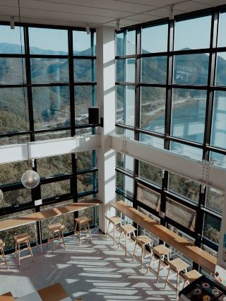 展望超級靚！在丹陽感受在天空中飲咖啡的感覺！