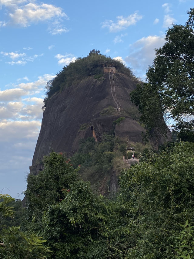 世界級的地質公園-丹霞山,想不到這麼容易就能到達 世界級的地質公園-丹霞山,想不到這麼容易就能到達