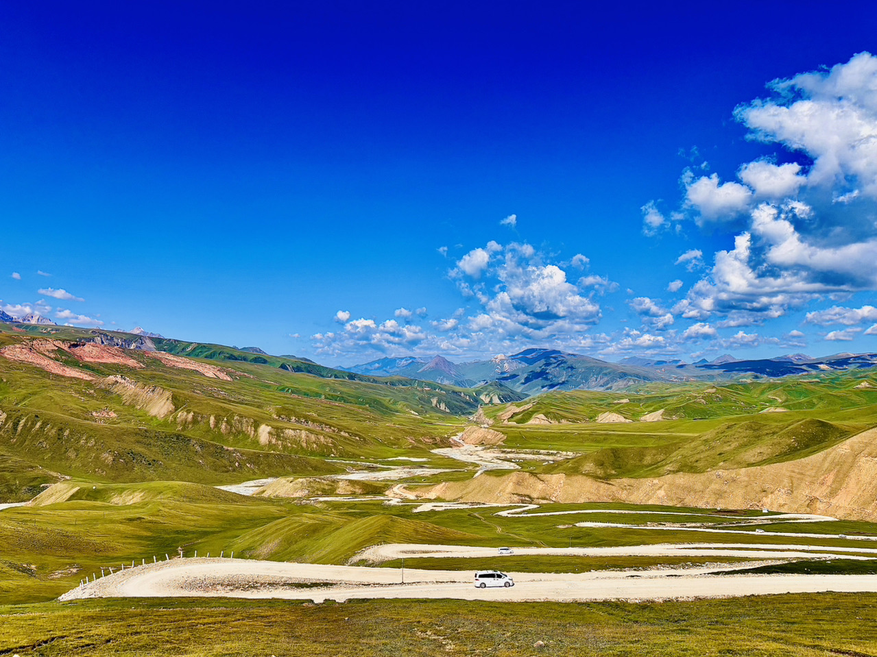 Rute Road Trip Paling Indah di China