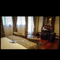 Waterside hotels Italy 