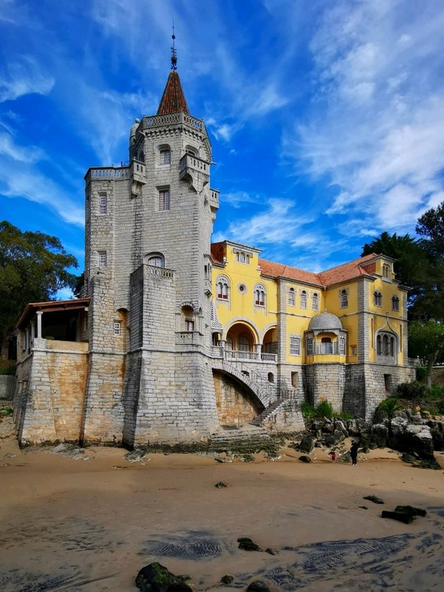 Cascais: Coastal Charms and Historic Allure