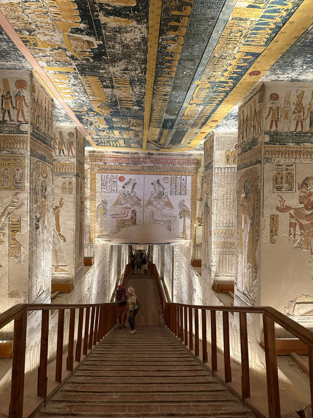 Exploring the Valley of the Kings 🏺 