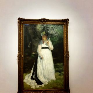除了著名印象派畫家雷諾瓦的作品之外，