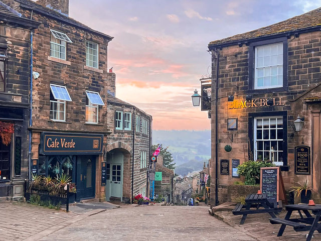A day trip from London - Haworth on the hill!