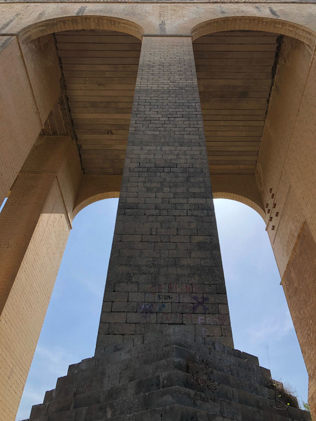 Commonwealth Constructions: Mosta Bridge