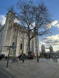 🏰 A Walk Through London’s History: Tower Bridge & Tower of London
