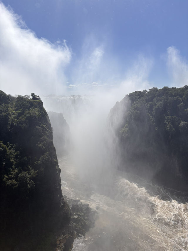 View from the bridge between Zambia and Zimbabwe , Victoria falls