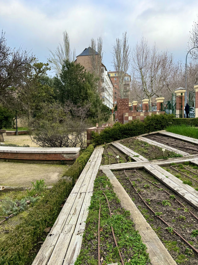 Garden to Gothic Day