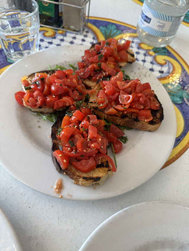 “A Slice of Naples: Heartfelt Flavors & Warm Vibes at San Carlo 🍕🇮🇹”