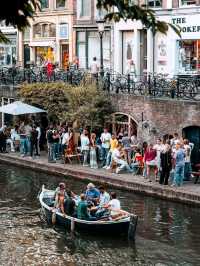 🏰🚲 “Hidden Canals & Timeless Charm: A Day in Utrecht” 🇳🇱