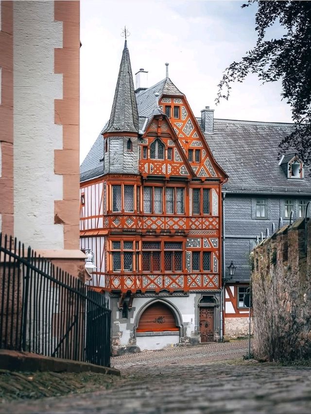 🏰📚 “Where Fairytales Began: A Timeless Day in Marburg” 🇩🇪