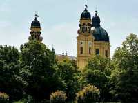 Munich: City of Beer - Top Attractions 🍻