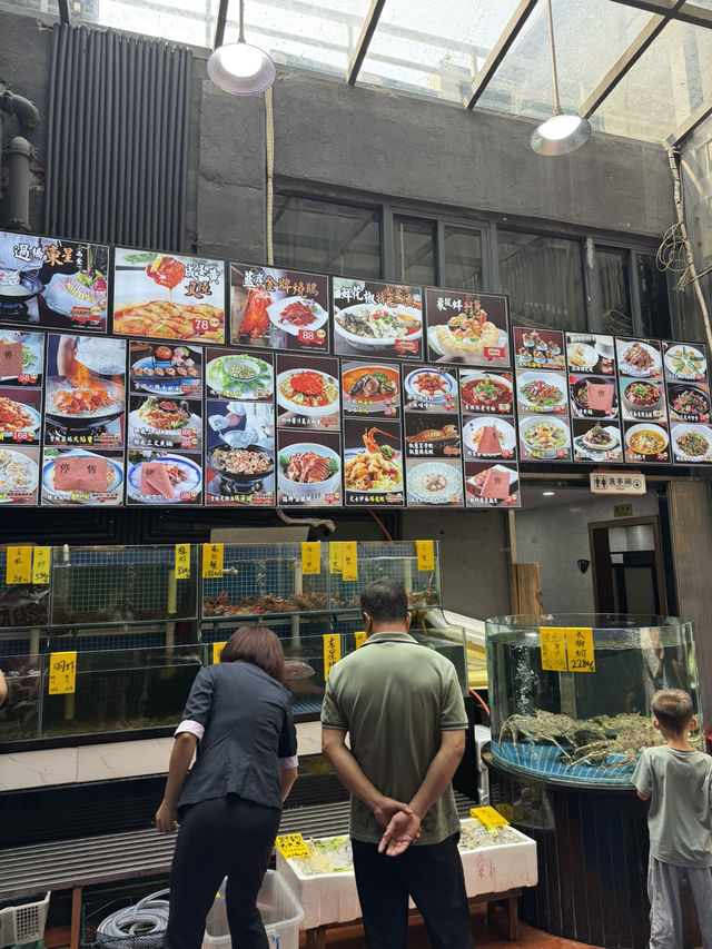 落地玻璃河景餐廳體驗  