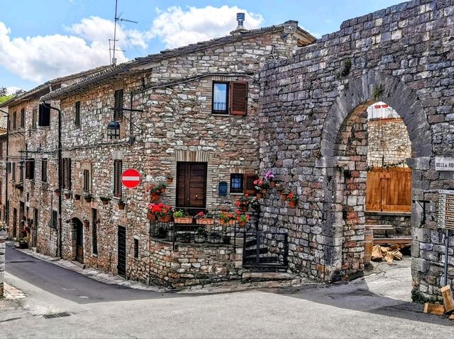 Why Halloween in Assisi: A Spooky Twist on Sacred Serenity