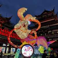 ITS NOT ME ITS YU GARDEN🏮🥢 