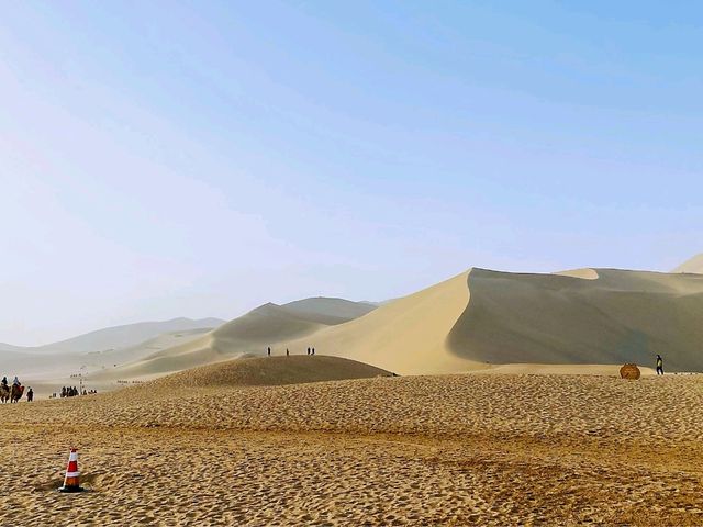 Beautiful Sand Dunes 🏜 in Dunhuang 🇨🇳