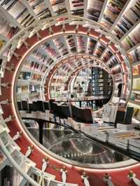Inspiring spiral bookstore in Shenzhen