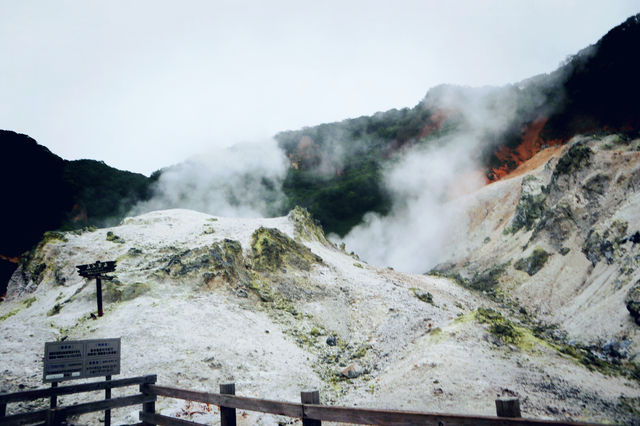 登別·地獄谷｜詭異神奇的北海道第一溫泉之鄉