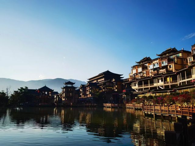 滴水苗寨