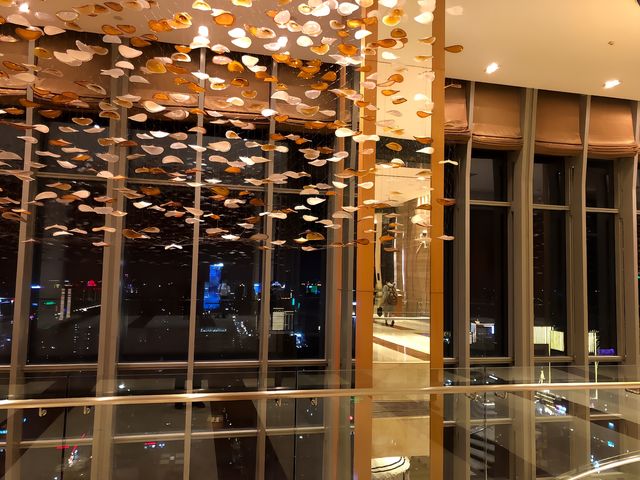 石家庄希爾頓酒店：雲端之上的豪華，俯瞰石家庄