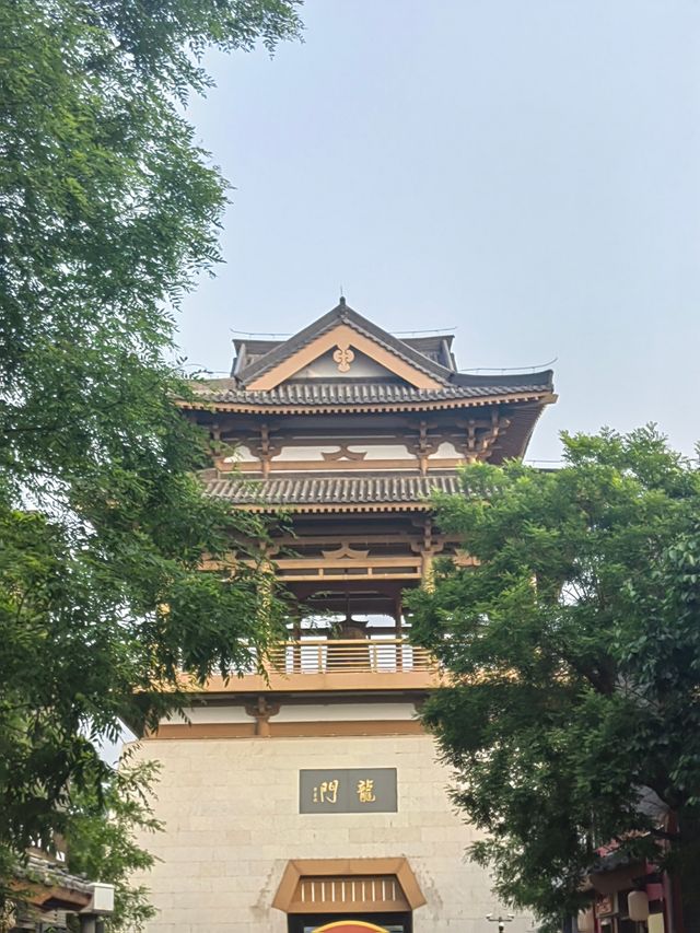 洛陽龍門石窟一日遊