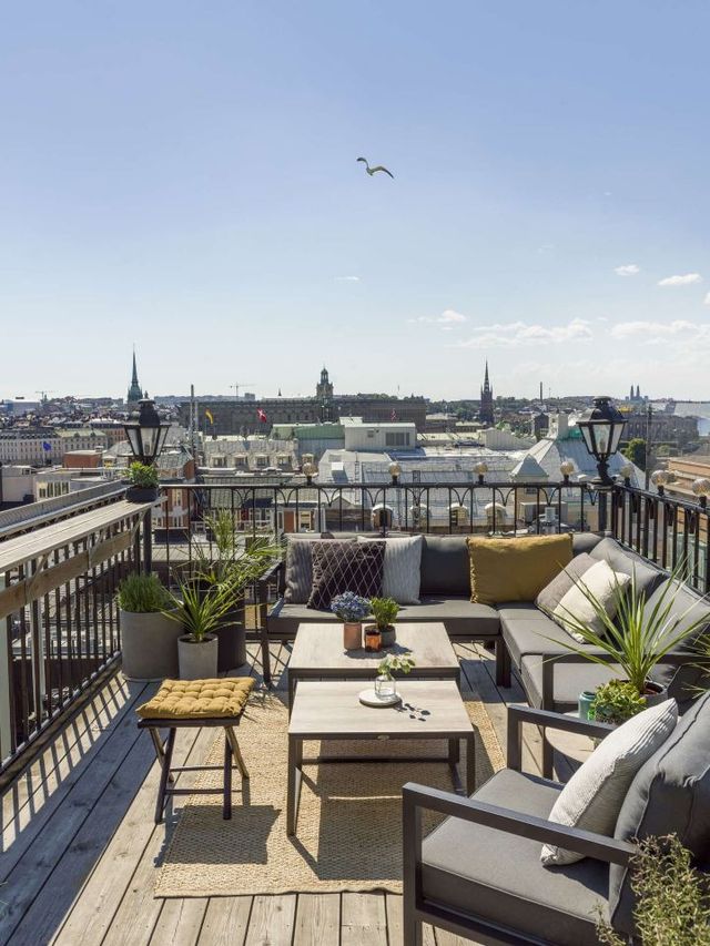 🌟 Stockholm's Finest: Radisson Collection Strand! 🏨✨