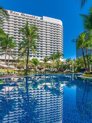 🌟 Manila's Luxe Oasis: Edsa Shangri-La Staycation 🌟