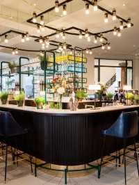 🌟 Antwerp's Gem: Sapphire House Hotel Review 🌟