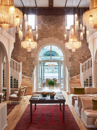 🏰✨ Biarritz Bliss: Luxe Château Stay & Scenic Views 🌳🌟