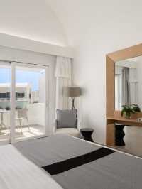 🌟 Santorini's Luxe Hideaway: Aressana Spa Hotel 🌟