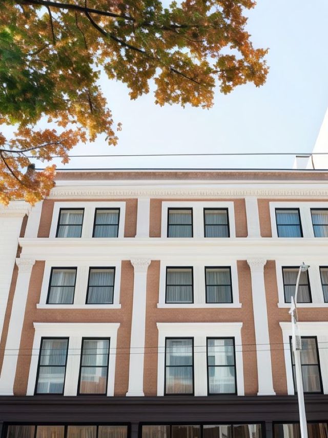 🌟 Seattle Stays: Chic Comfort at Alexis Royal Sonesta 🌟