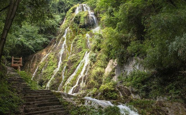 湖北香香水河丨"楚天九寨溝""小庐山"，係湖北著名嘅避暑勝地。