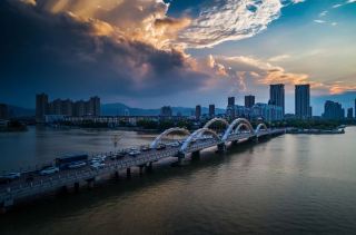 新潟，宛如日本北陸地區的一顆明珠。