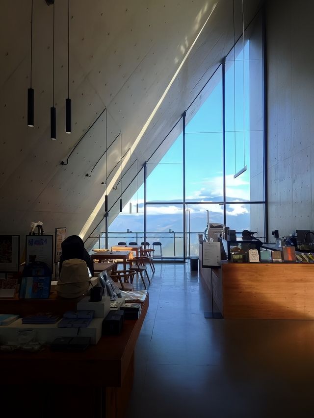 怒江先鋒書店：在雲端閱讀一本書。