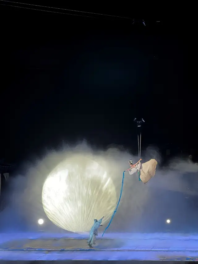 The Song of Everlasting Regret in Xi'an is so impressive...