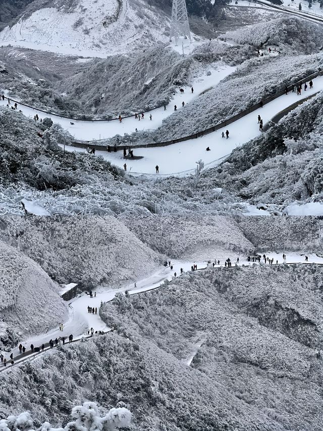 接下來的清遠雲冰山！堪稱廣東看雪天花板！