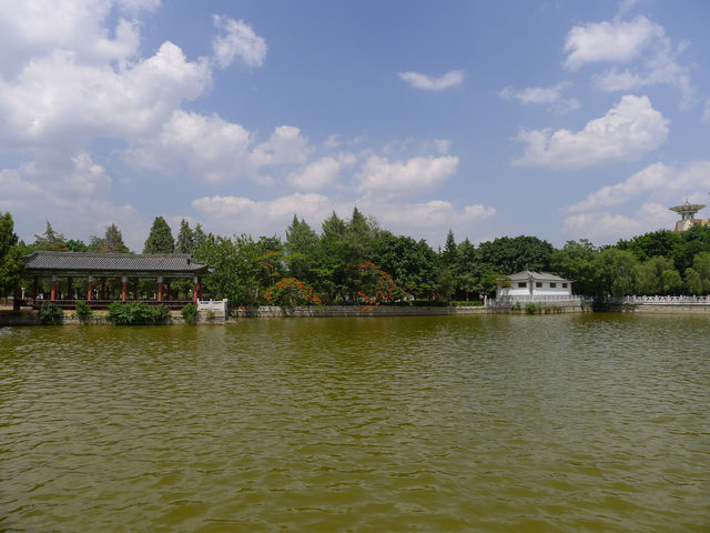 蒙自·南湖公園——蒙自的中央公園