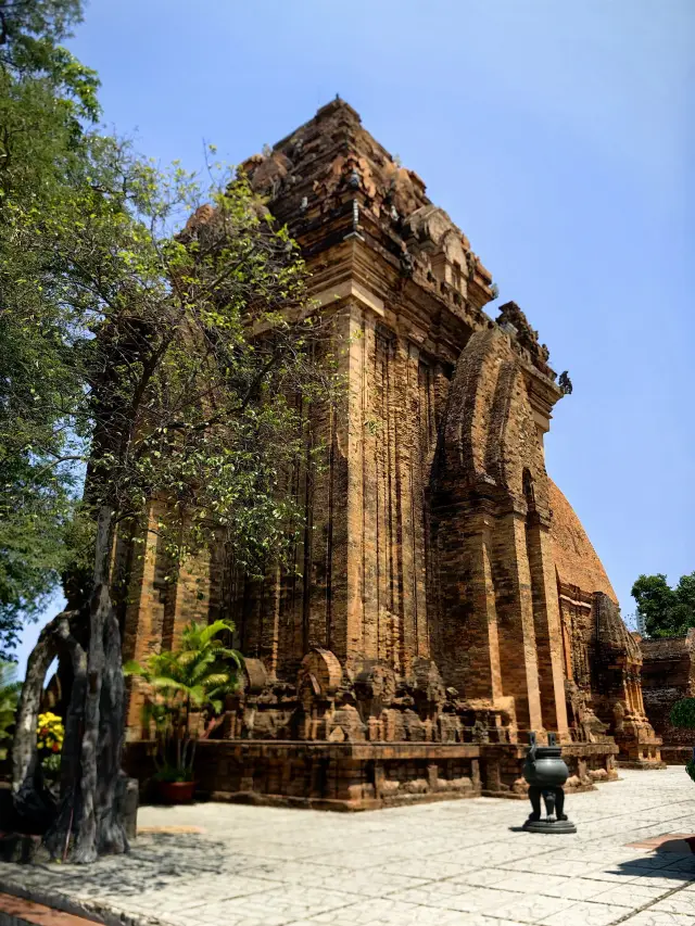 6-Day Vietnam Tour for Only CNY 4,000 Per Person! 